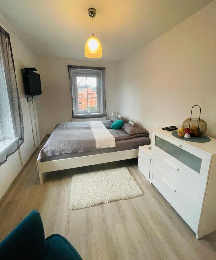 Apartament Oliwia Daire Jelenia Gora Dış mekan fotoğraf